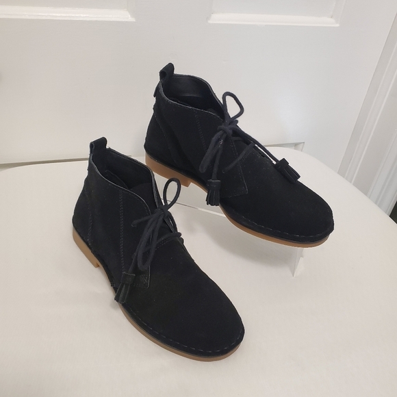 EC Tommy Bahama Evert Black Suede Laceup Shoes Size 7, Casual, Comfy - Picture 1 of 8